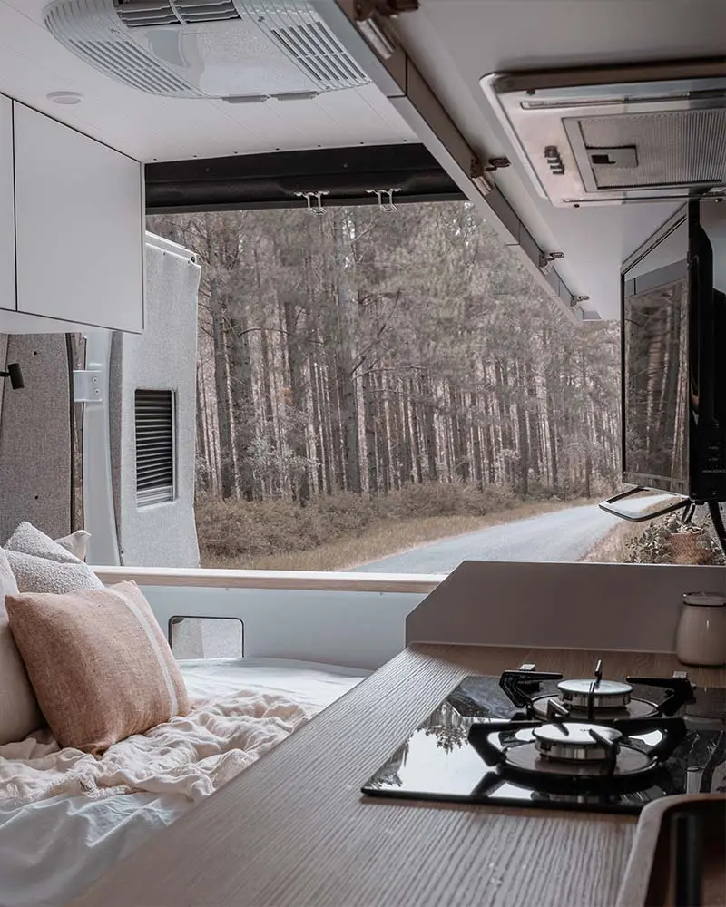 interstate motorhomes
