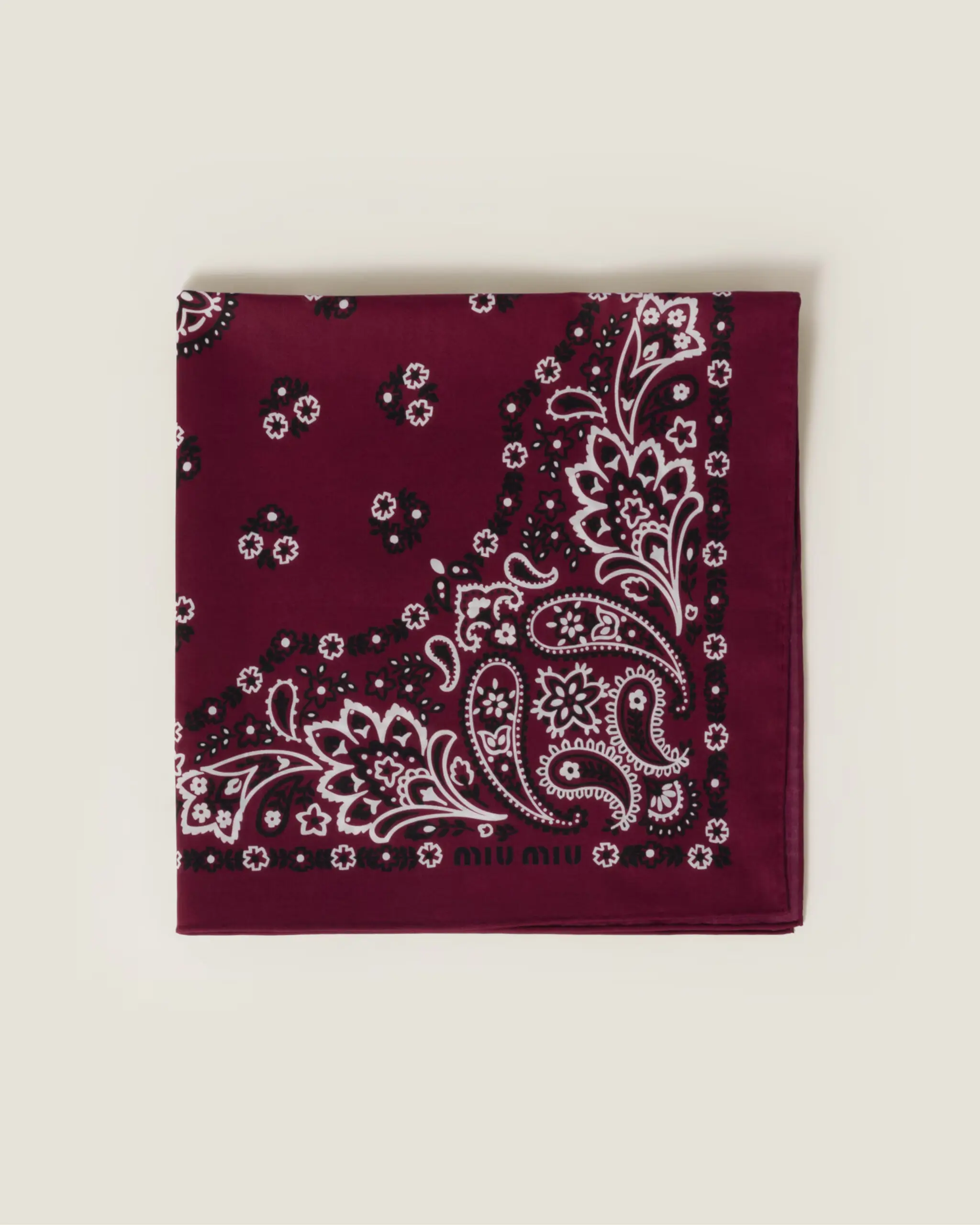 MIU-MIU-Printed-poplin-scarf-480-scaled