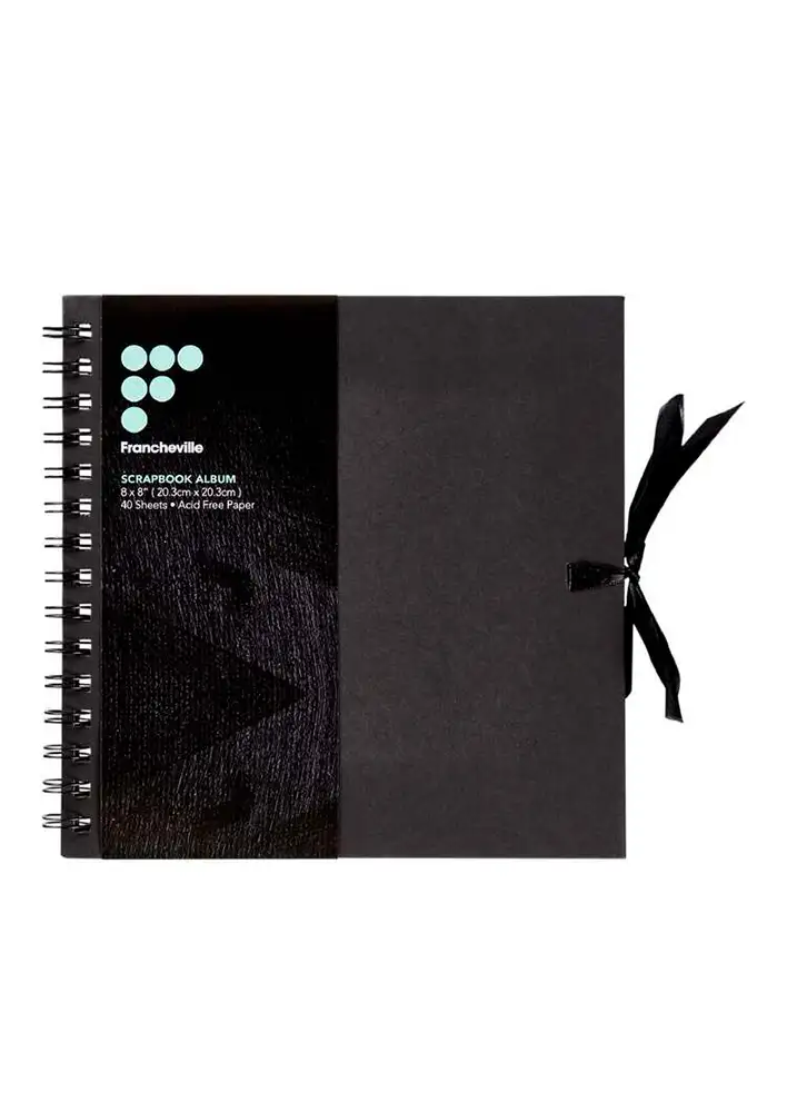 Spotlight_Artboard-12