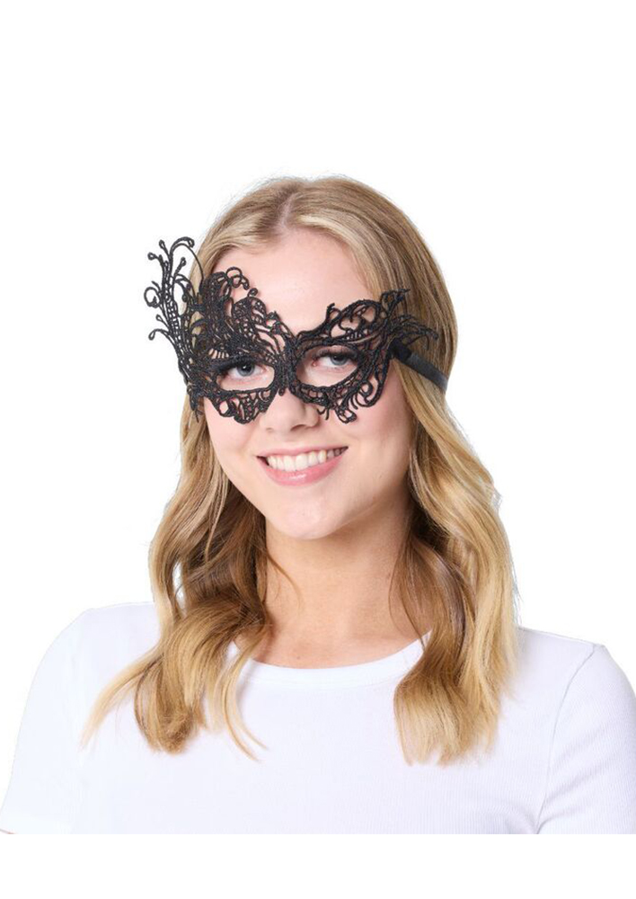 Spotlight_Artboard-5