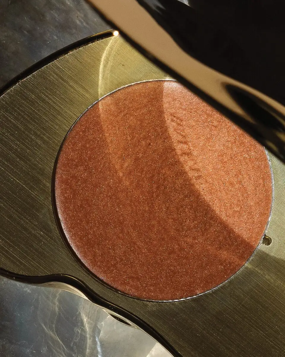 gallery_Haleau-Pearl-Baume-Highlighter-200-960x1200