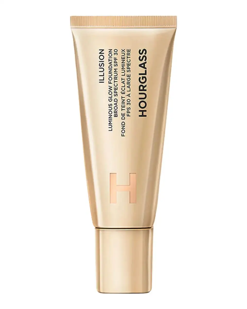 gallery_Hourglass-Illusion-Luminous-Glow-Foundation-SPF-30-101-960x1200