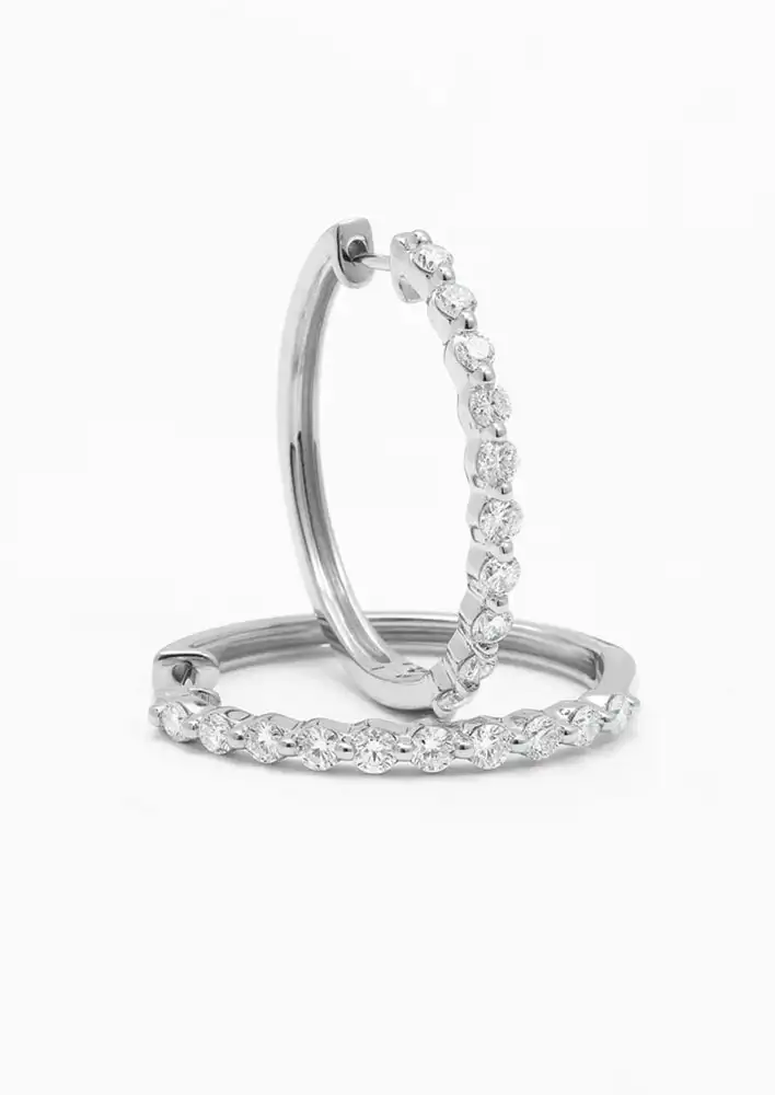 Simon Curwood 9K White Gold Round Brilliant Floating Lab Diamond Oval Huggie Earrings 1.0tdw