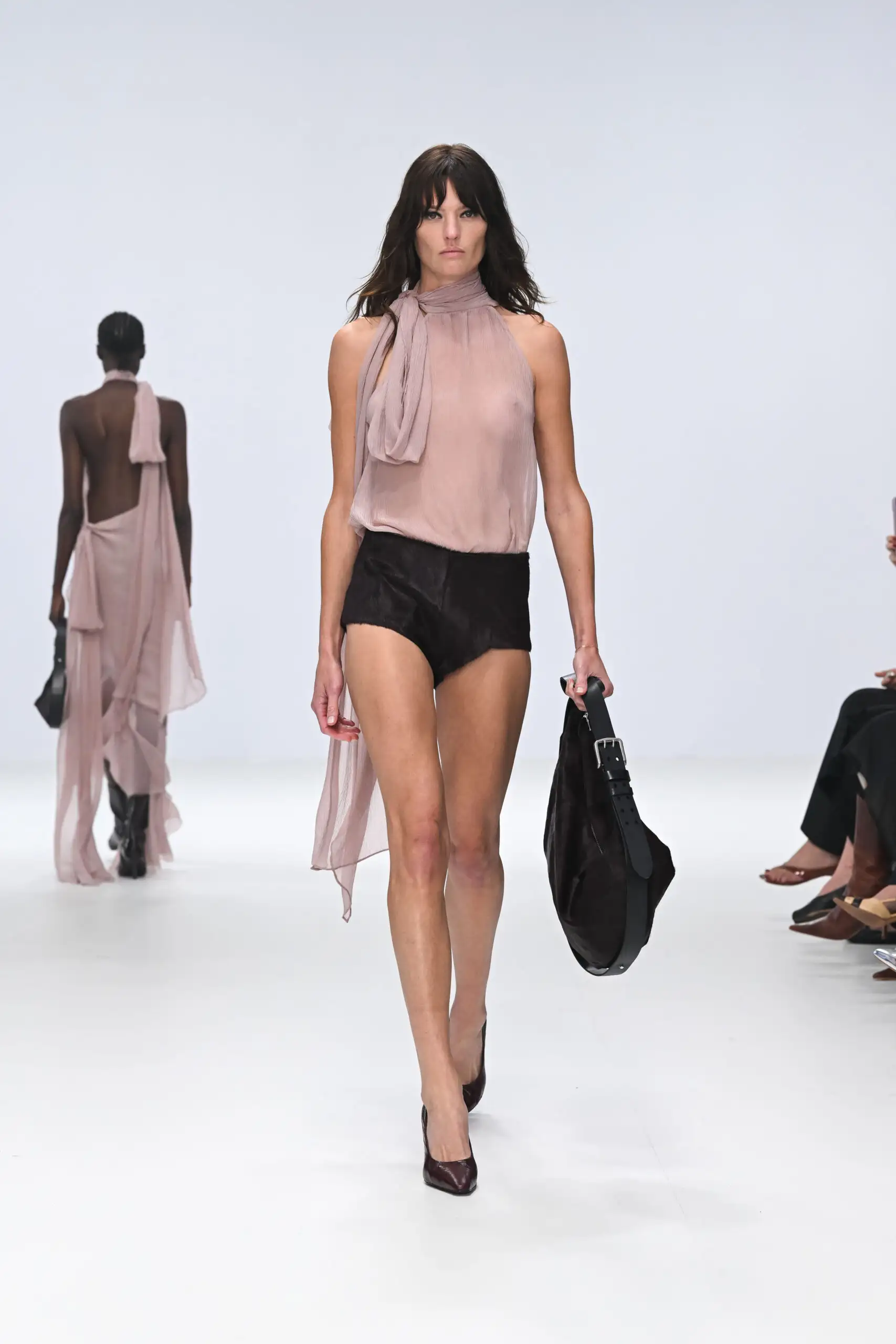 LOOK-18-scaled