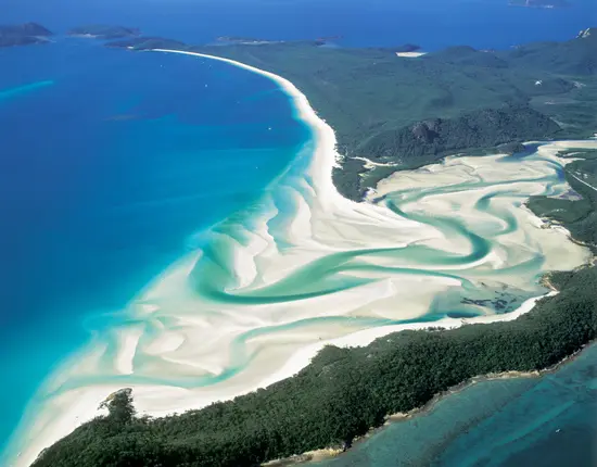 Whitehaven Beach on Whitsunday Island, Queensland, Australia.