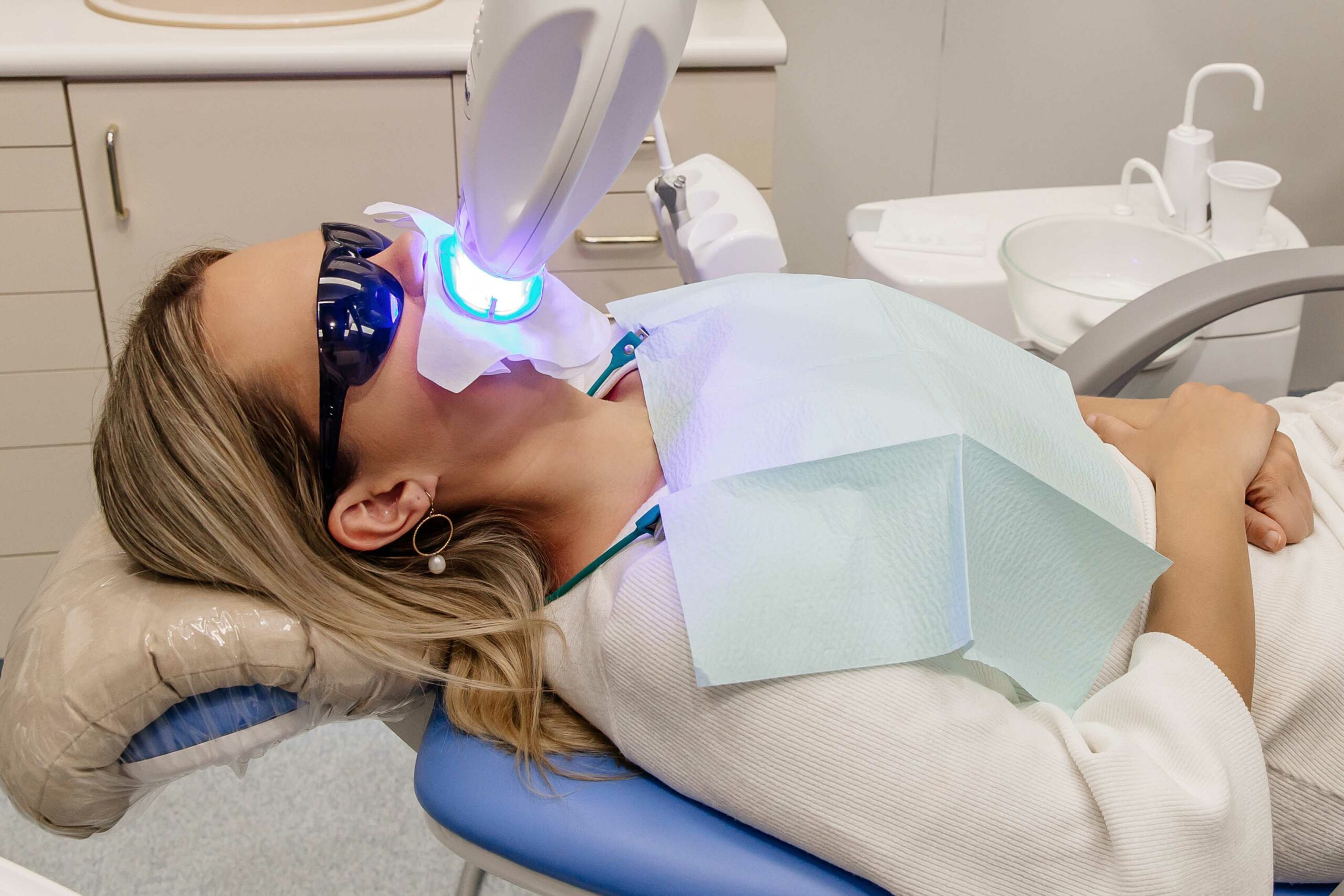 Phillips Zoom! WhiteSpeed, teeth whitening, Brisbane teeth whitening, teeth whitening in brisbane, Phillips Zoom Teeth Whitening, Best Of Beauty Treatments