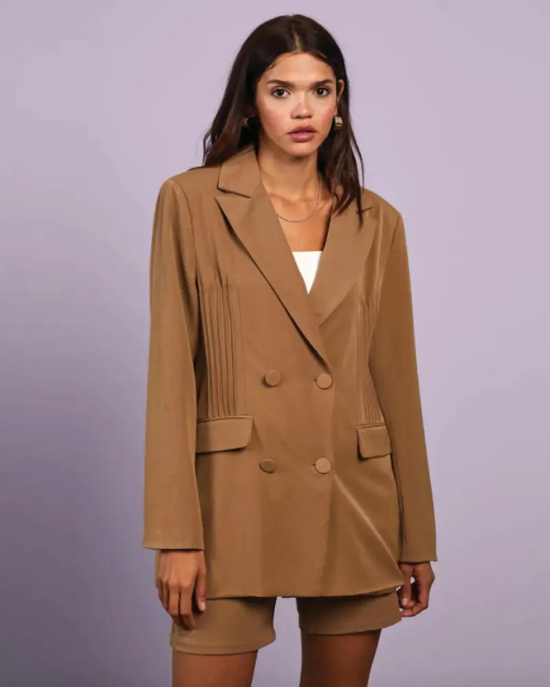 5_0321_Style-Budget-Blazer-Article_800x1006