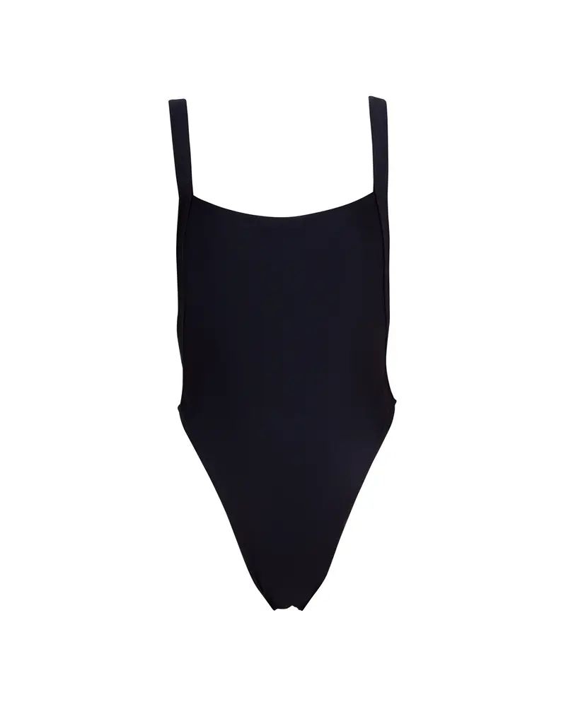 1221_Style_One-Piece-Swimwear_800x1000px