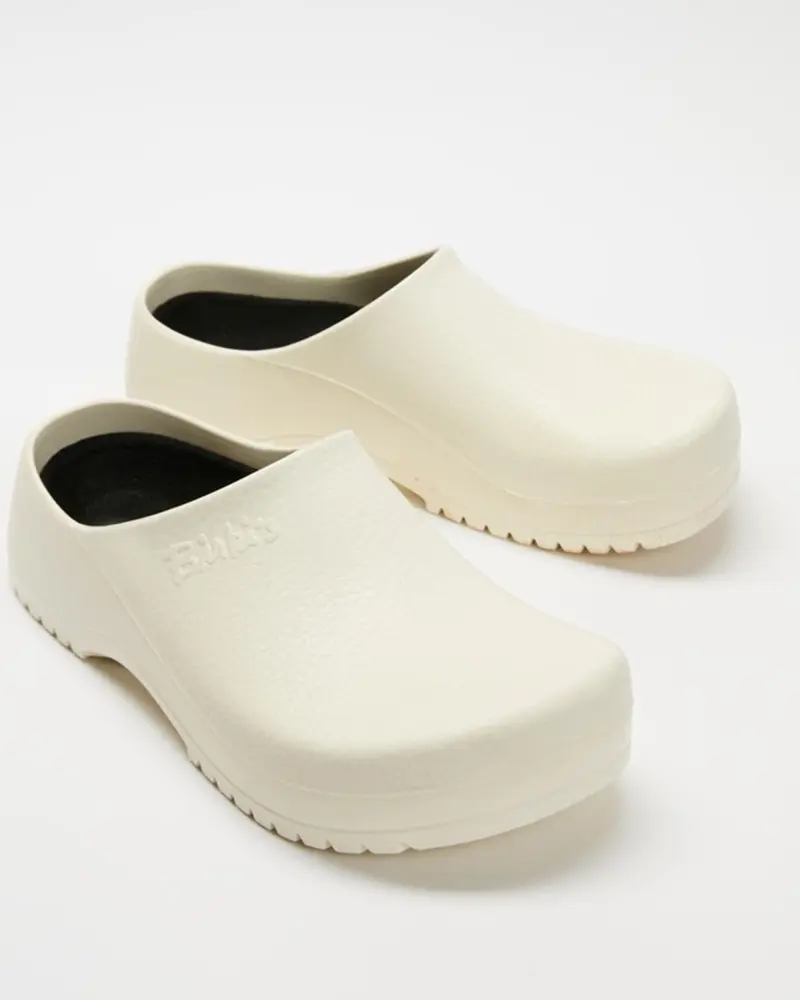 Clogs Are The Quirky Shoe Trend Sticking Around For Spring 2023